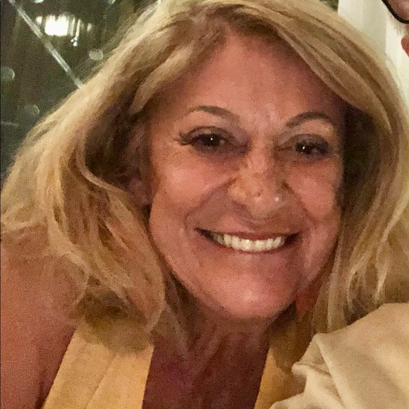 Meet your Posher, Francine - Picture 2 of 4